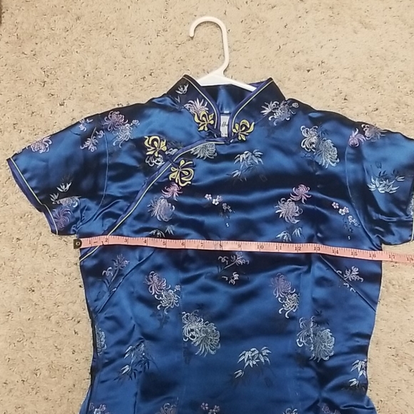 Qipao Chinese Dress - Picture 4 of 16